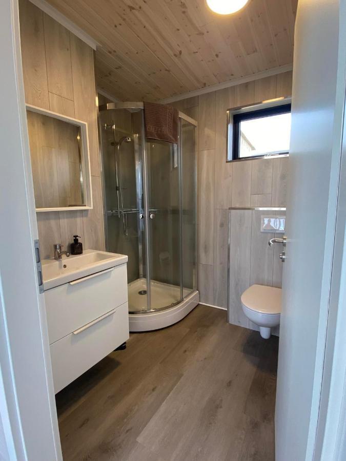 Brekkukot Cottages, Bloenduos Blonduos Eksteriør billede
